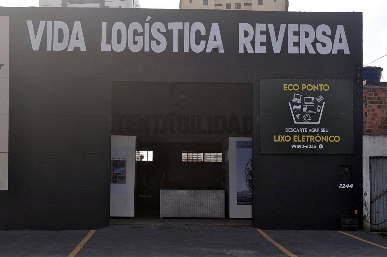 Lixo eletrônico, óleo de cozinha e medicamentos: riscos do descarte inadequado
