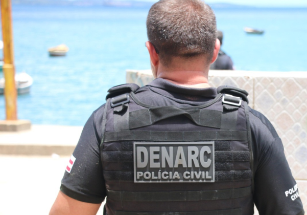 Polícia Civil apreende R$ 10 milhões em drogas e munições durante operação em Vitória da Conquista