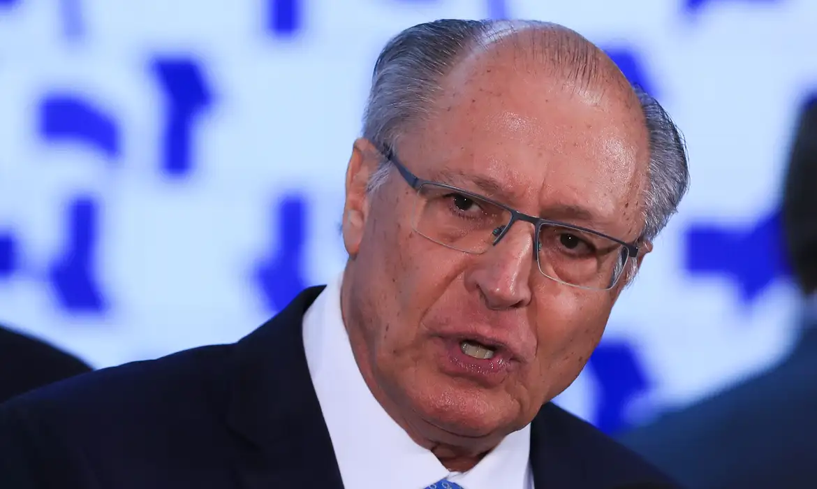 Reunião de Lula e Trump destrava negociações técnicas, diz Alckmin