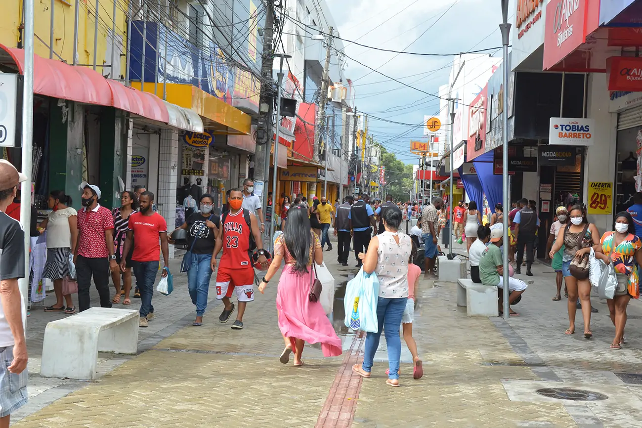 Comércio do centro de Feira de Santana ficará fechado nos feriados de 15 e 20 de novembro