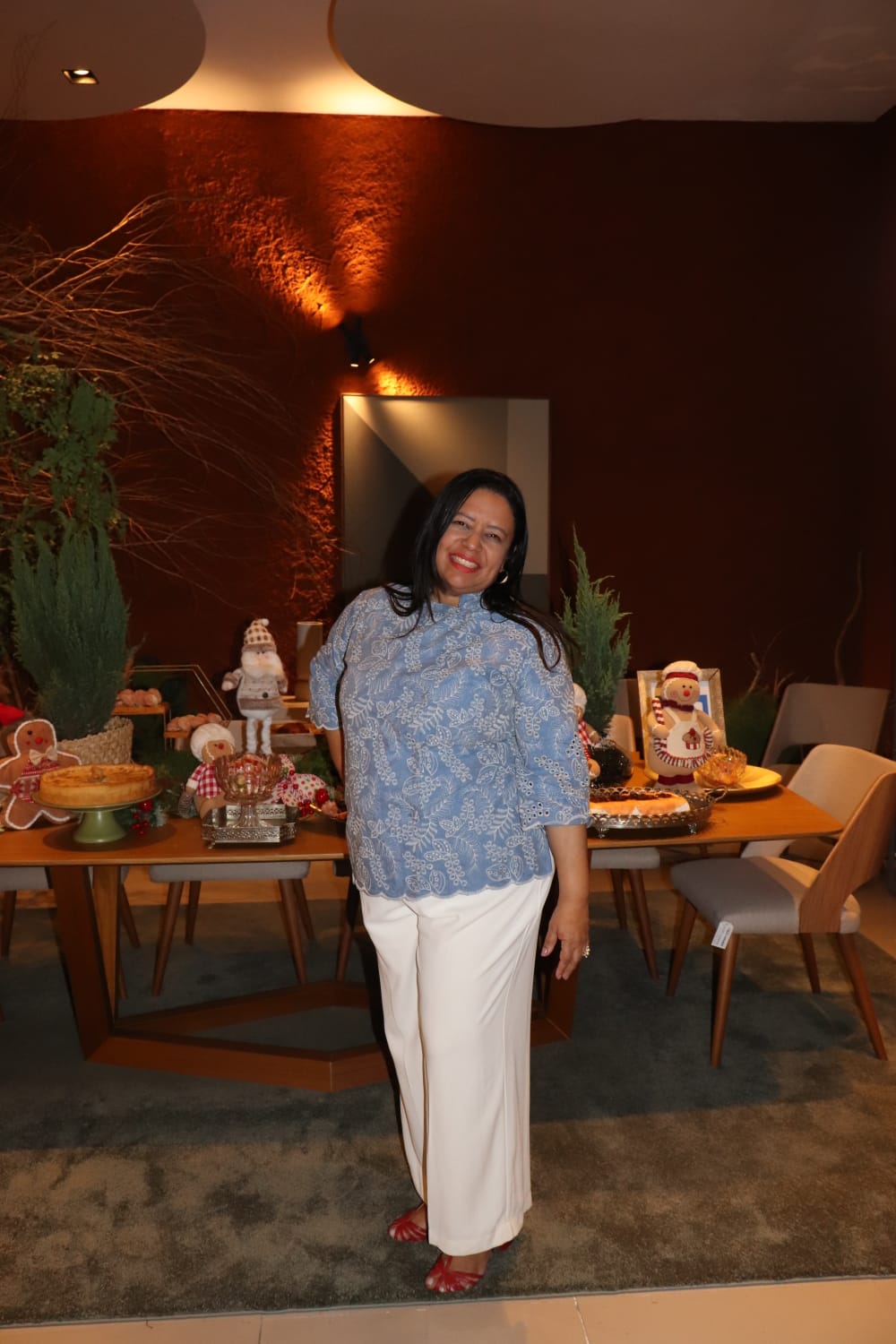 Chef Gleiciane Ramos assina buffet de confraternização da Jacauna Móveis para arquitetos em Salvador e Lauro de Freitas