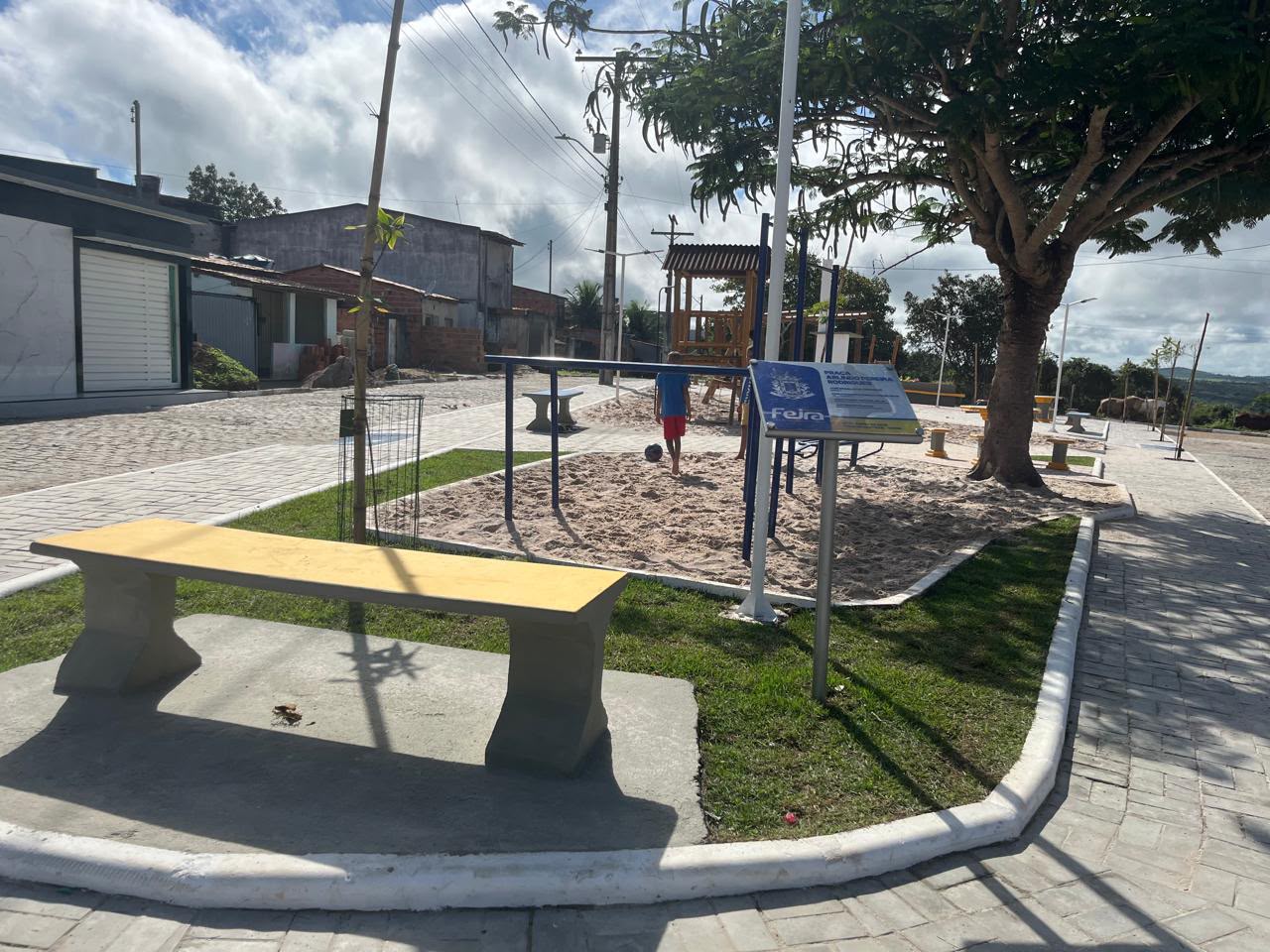 Problemas de drenagem em praça esportiva do bairro Conceição motivam cobrança por melhorias