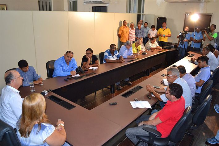 Professores municipais têm reajuste de 13,1% já em fevereiro
