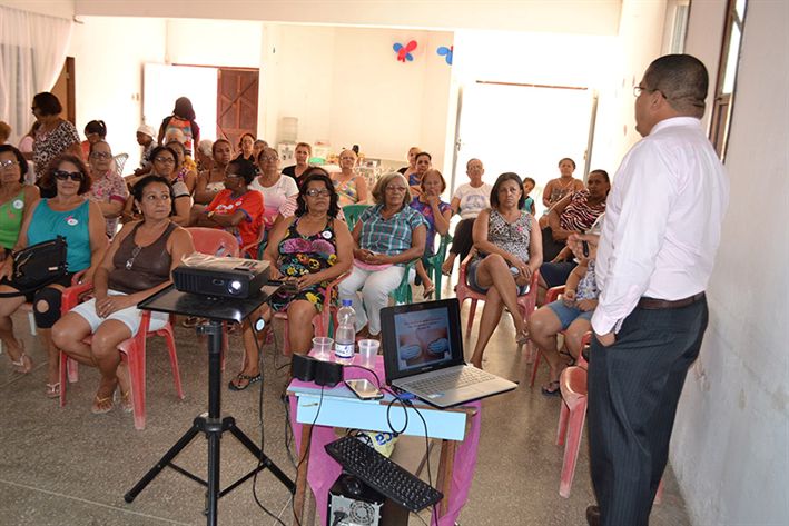 Mulheres do Irmã Dulce aderem ao Outubro Rosa