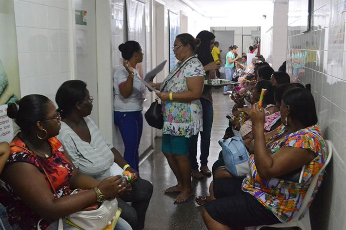 263 mulheres passaram por triagem para cirurgia de redução das mamas