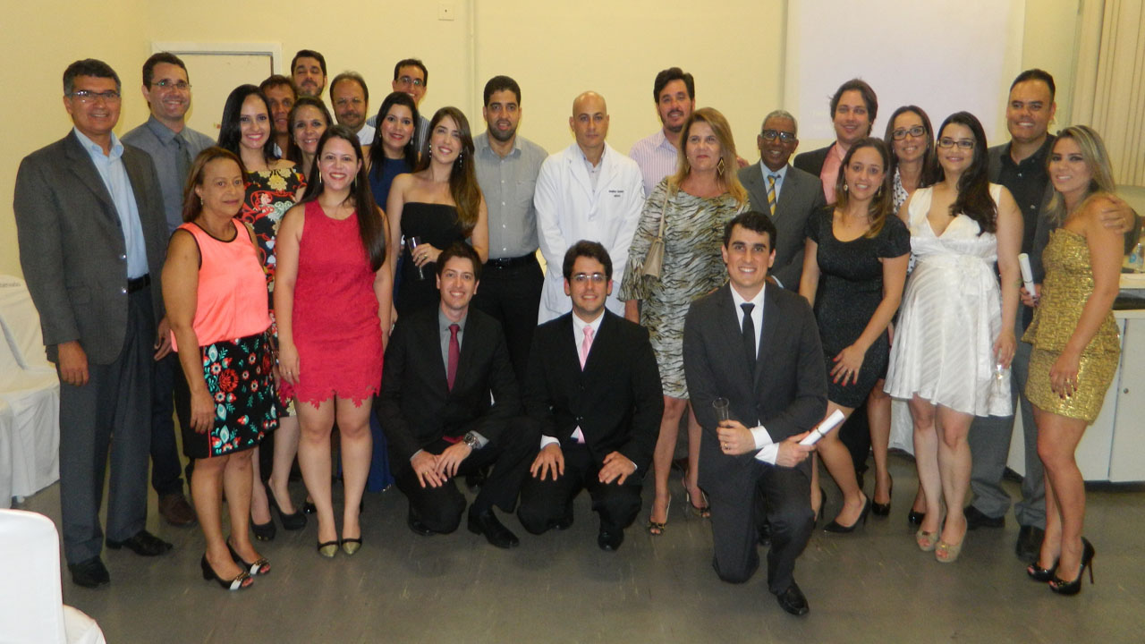 Residência do HGCA capacita 12 especialistas