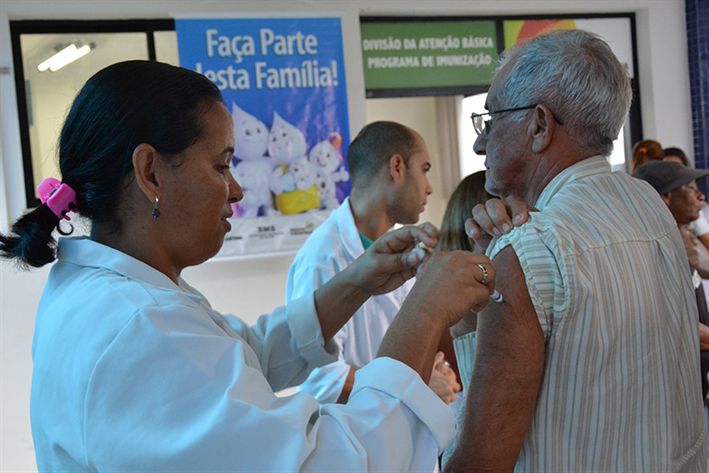 Vacinação contra a gripe é prorrogada até o dia 30 de maio