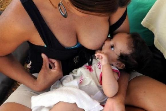 Amamentação contra a desigualdade social