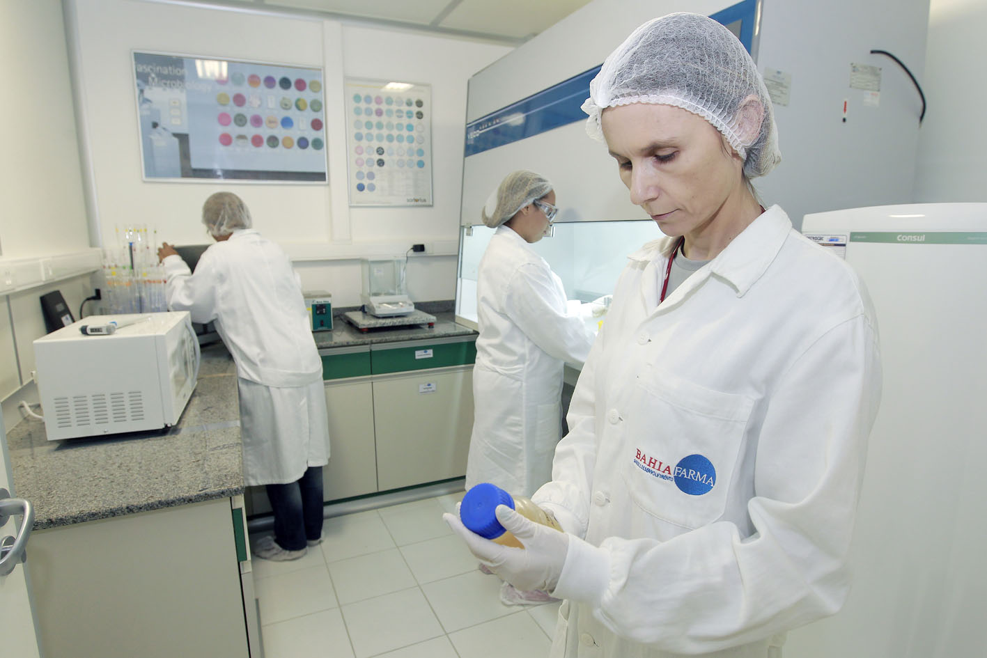 Bahiafarma produzirá medicamentos contra câncer e anemia falciforme