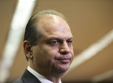 Ministro da Saúde apoia proibição de aditivos que dão sabor e cheiro aos cigarros