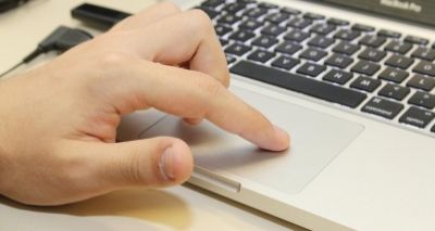 Restrição dos EUA a eletrônicos em voos de países árabes entra em vigor