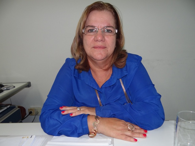 Febre amarela: Secretária de saúde diz que não há motivo para pânico e 350 mil feirenses serão vacinados