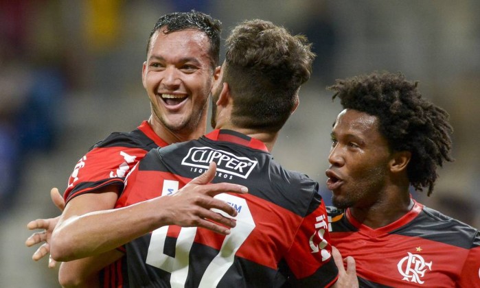 Flamengo e Cruzeiro vencem e são finalistas da Copa do Brasil