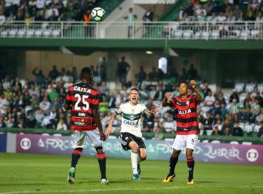 Após triunfo sobre o Coritiba, Vitória se torna o quarto melhor visitante do Brasileirão