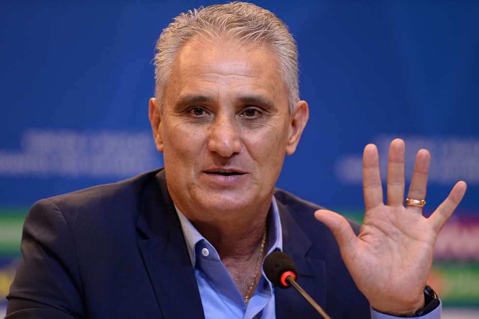 Tite faz mudanças na seleção para amistoso com Japão nesta sexta-feira