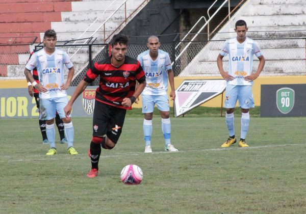 Copinha: de olho em vaga na semi, Vitória enfrenta São Paulo nesta quinta