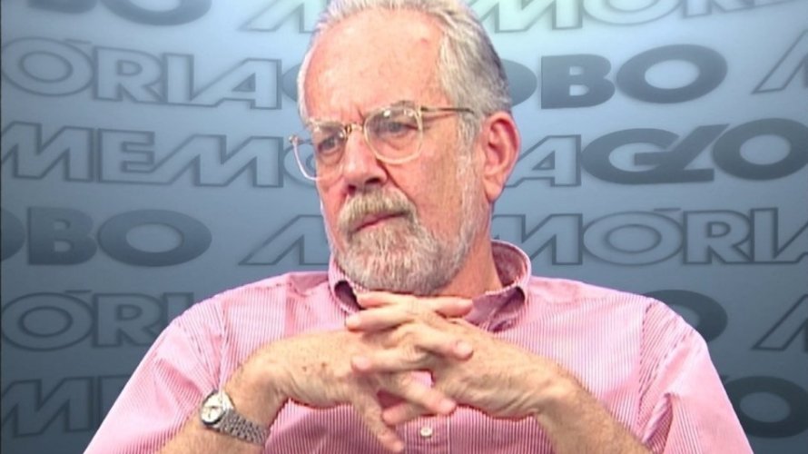 Morre jornalista criador do manual da redação do jornal O Globo