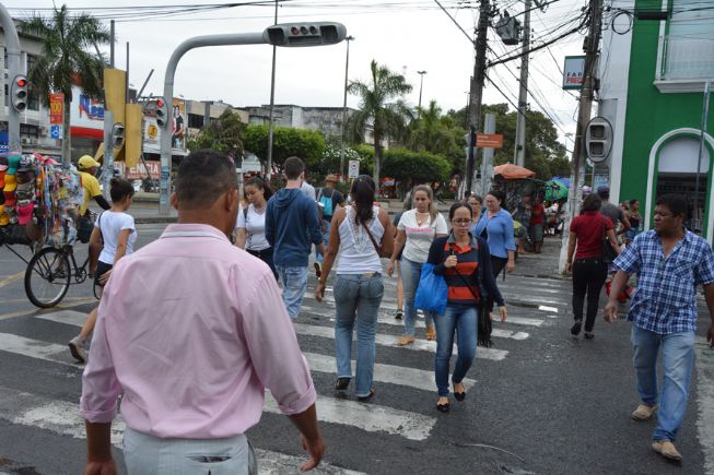 Comércio funciona excepcionalmente na quinta e sexta-feira de Micareta