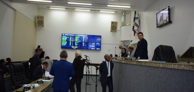 Aprovado em 1ª discussão reajuste salarial para servidores públicos municipais