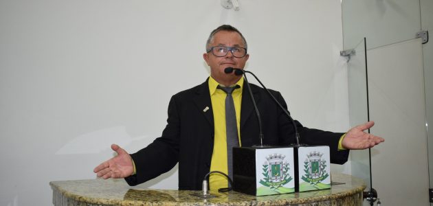 Vereador crítica saúde ofertada pelo município e diz que Governo é cara de pau