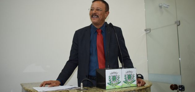Vereador diz que Governo Colbert continua o mesmo que o de Ronaldo