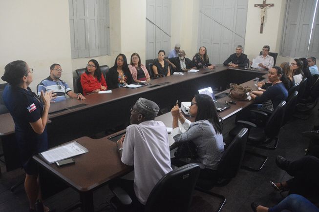 Comitê Gestor do Município vai criar um aplicativo para agilizar as demandas da Central 156