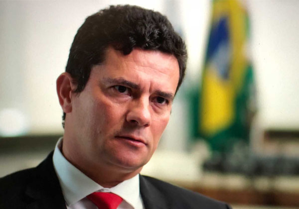 Após guerra de decisões por Lula, Moro faz a própria defesa no CNJ
