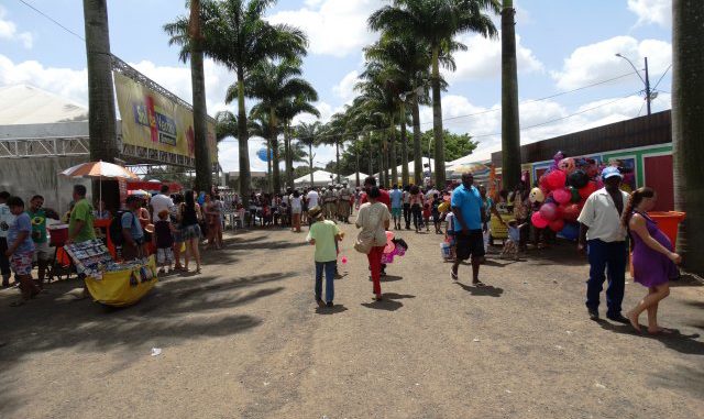 Vereador diz que estacionamento da Expofeira foi uma fábrica de dinheiro e pede prestação de contas