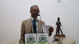 Vereador diz que prefeito de Feira deve abrir o olho com membros do Governo