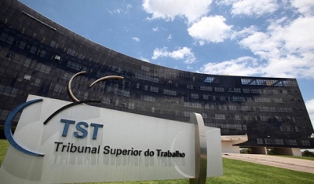 TST sobe para R$ 30 mil indenização a ser paga por empresa a vítima de gordofobia