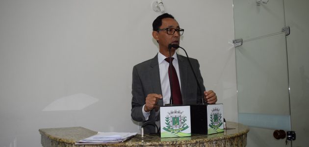 Vereador reclama de programa da Prefeitura que atende transexuais e travestis 