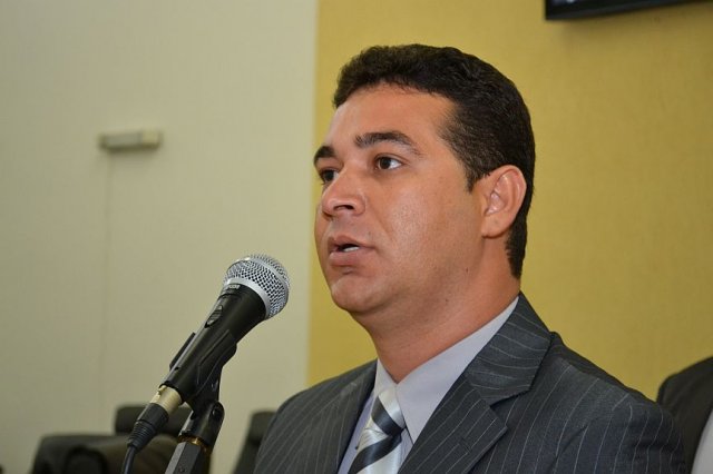Vereador pede respeito entre colegas