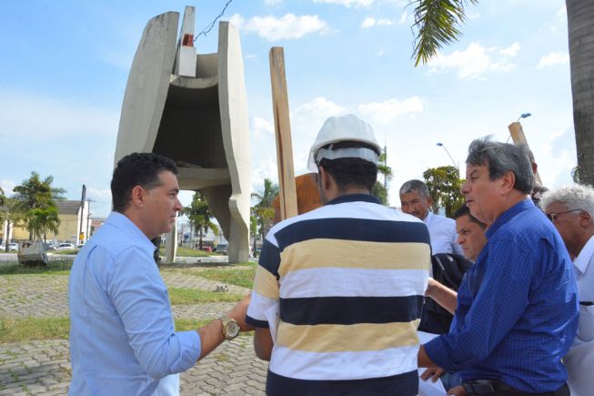 Prefeitura dá início as obras de manutenção do monumento ao caminhoneiro