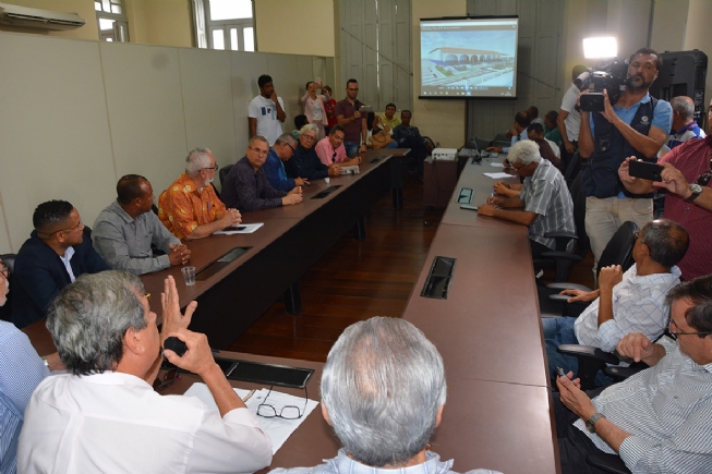 Por determinação judicial, Governo Municipal obtém a posse do Feira Tênis Clube, futuro Centro de Educação Complementar