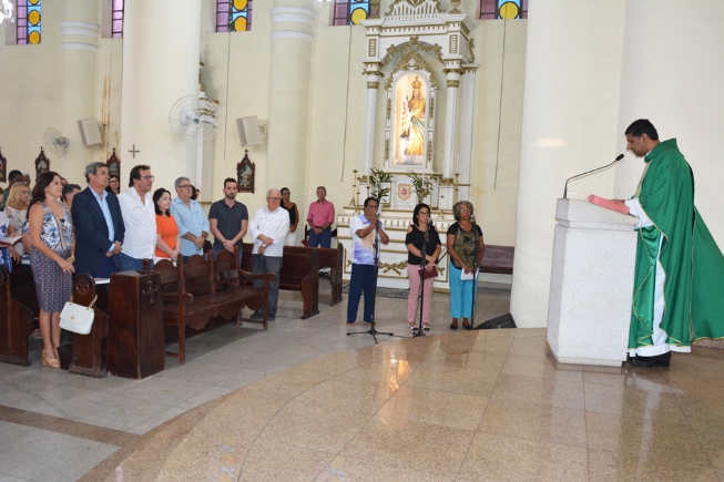 Missa pelos 25 anos de morte de Colbert Martins da Silva leva familiares, amigos e correligionários a Catedral Metropolitana