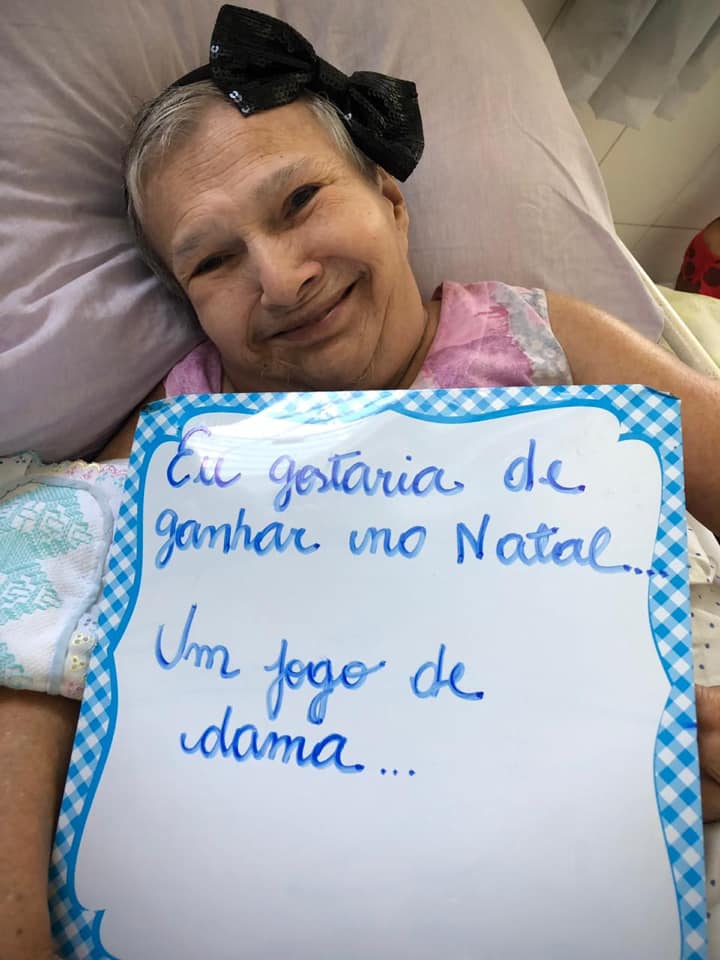 Campanhas arrecadaram donativos para alegrar Natal de crianças órfãs, idosos carentes e moradores de rua
