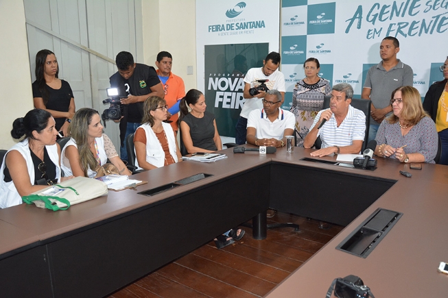 Pessoas que tiveram contato com infectadas por coronavírus devem apresentar-se à Secretaria de Sáúde