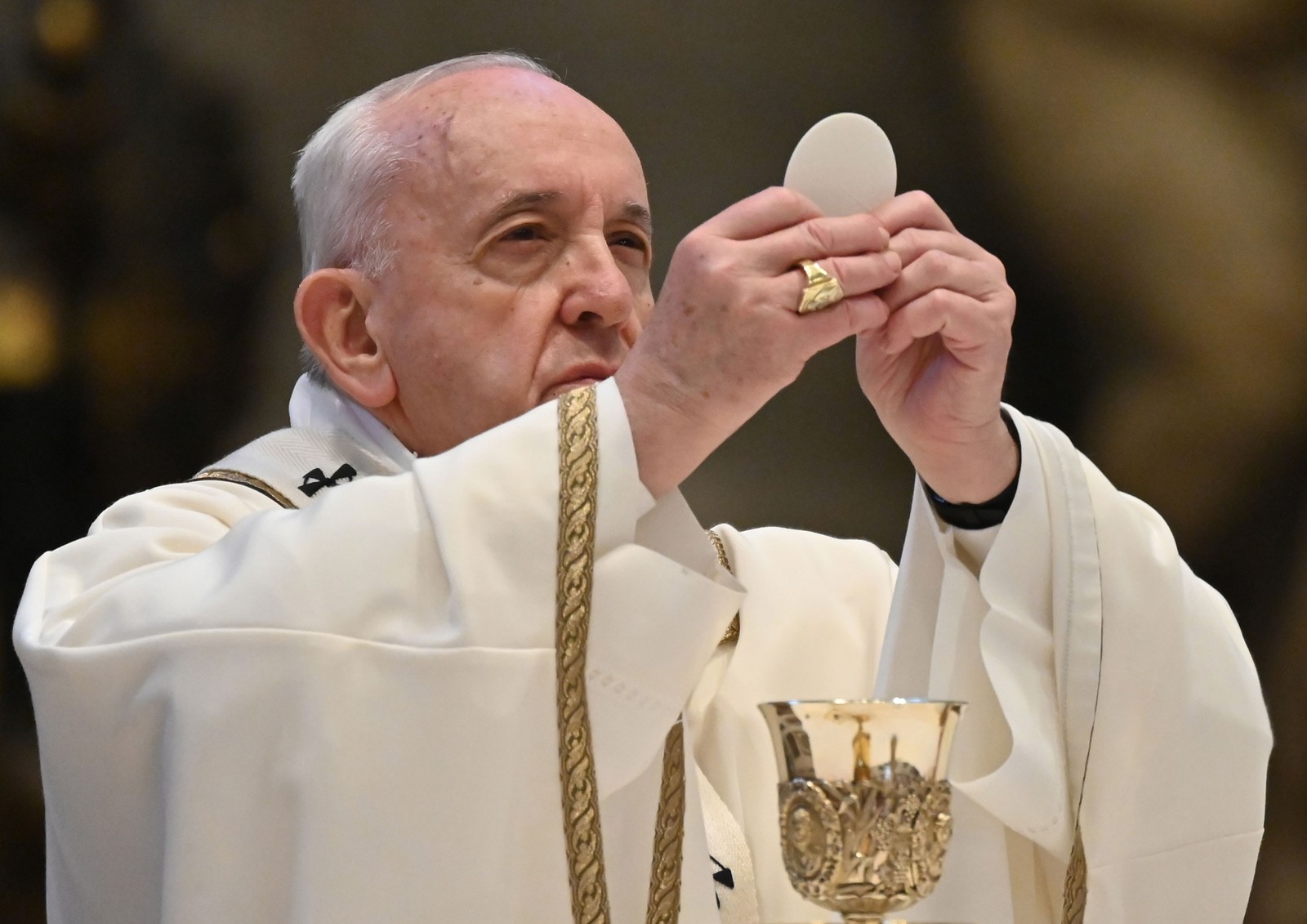 Papa Francisco pede união para enfrentar pandemia na missa do Domingo de Páscoa