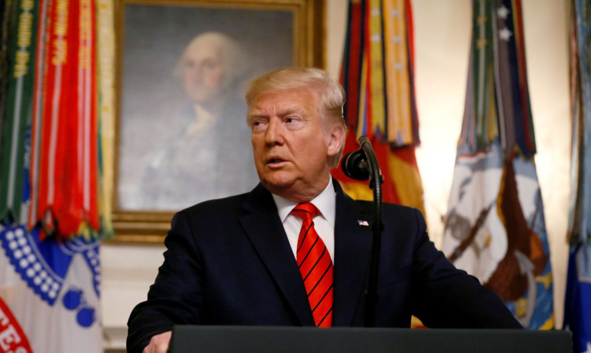 Trump diz que governo dos EUA trabalha com outros países em vacina