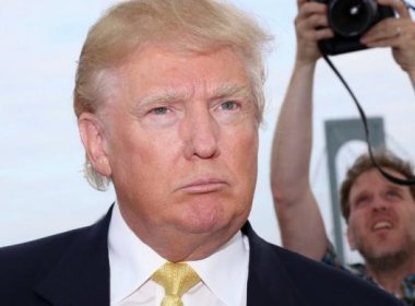 Trump admite que reduziu testes para esconder casos de Covid-19