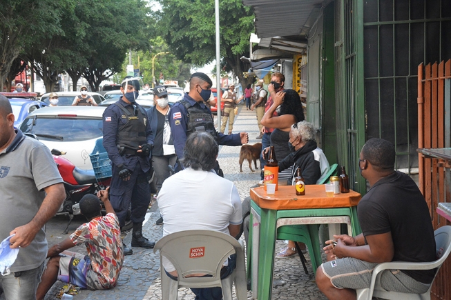 Bar continua fechado devido a pandemia e sem previsão de quando terá autorização para abrir em Feira