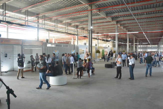 Contrato entre camelô e Shopping Popular pode sofrer mudanças por projeto de lei