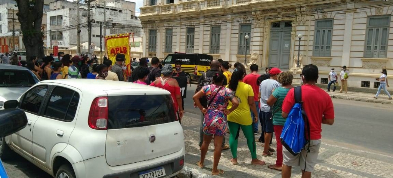 Mais uma manifestação da APLB causa transtornos à população no centro da cidade