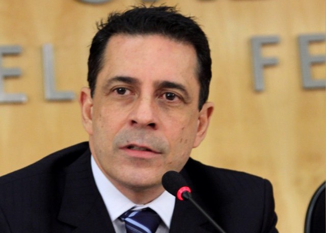 Prefeito mantém Sérgio Carneiro na Secretaria Municipal de Desenvolvimento Urbano; veja outras nomeações