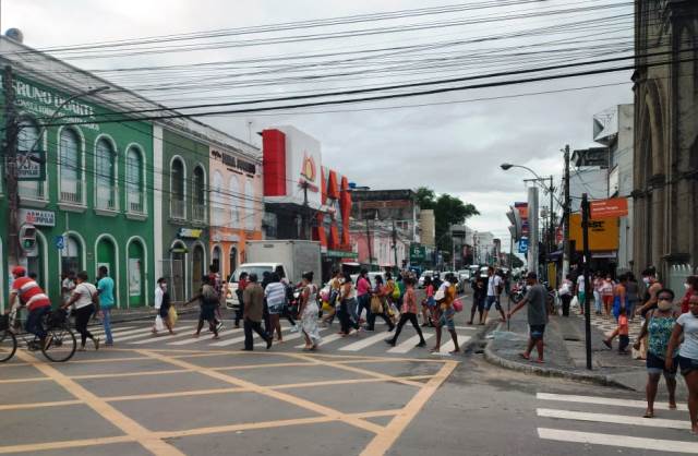 Comércio de Feira de Santana funcionará normalmente na segunda e terça-feira de carnaval