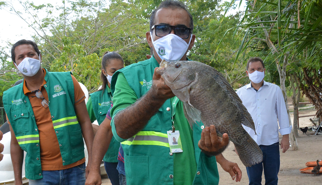 Captura de tilápias na Lagoa do Geladinho marca início da Semana da Água