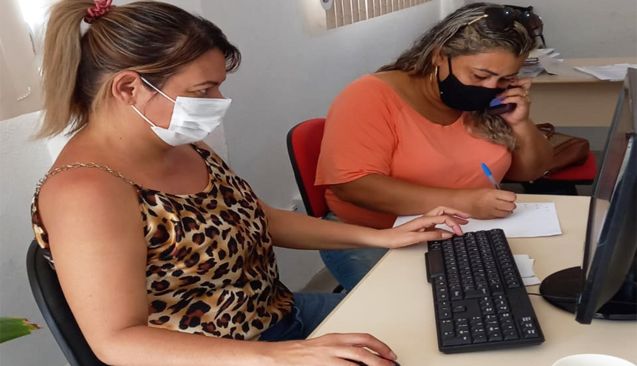 Técnicos da Prefeitura mantêm trabalho social com moradores do Minha Casa, Minha Vida; assistência é prestada de forma virtual