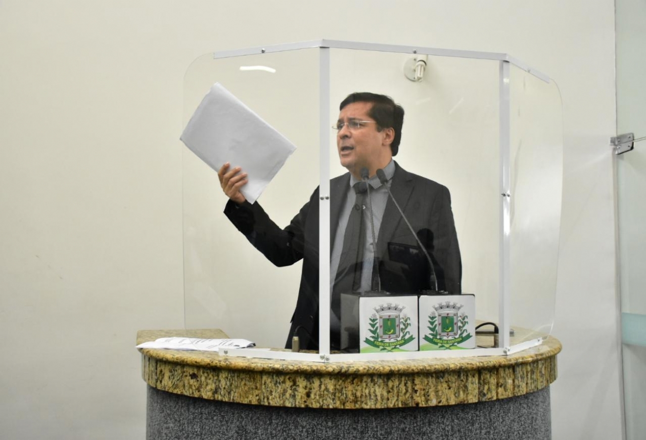 Fernando Torres questiona Prefeitura sobre condenação e multa milionária por contratar mão de obra via cooperativas