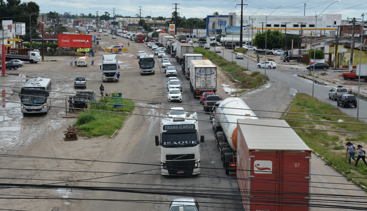 Trecho do Anel de Contorno será interditado durante a noite, até o dia 27; condutores devem ficar atentos às mudanças