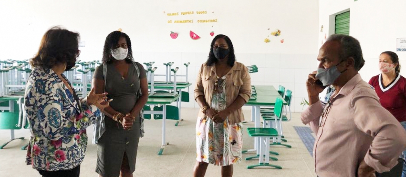 Mais de 60 escolas passam por reparos e serviços de recuperação